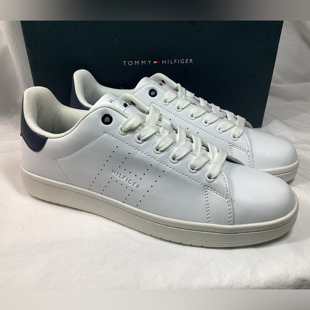 Tommy Hilfiger Men 10.5 Liston Sneakers White NEW in Box Shoes vintage